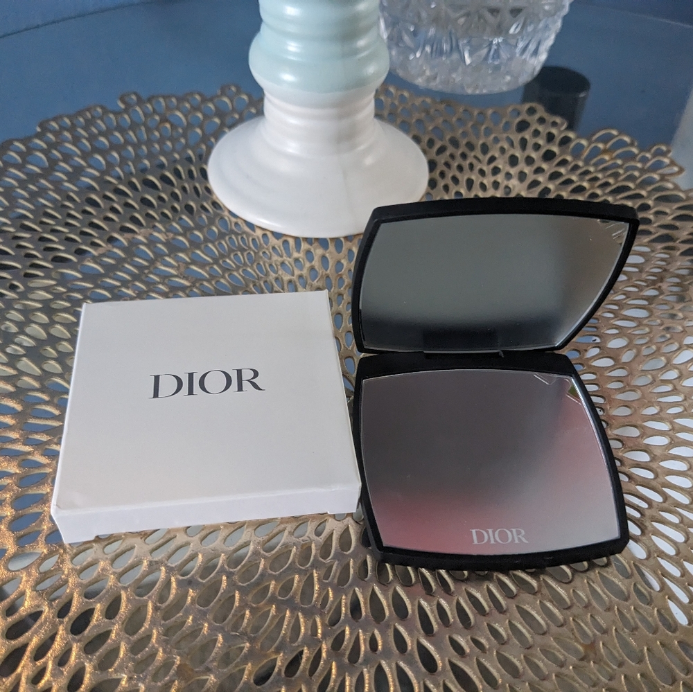 Dior - Picture 4 of 5